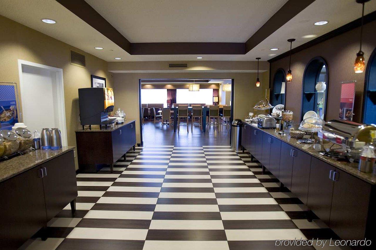 Spx Hotel Грийн Бей Екстериор снимка