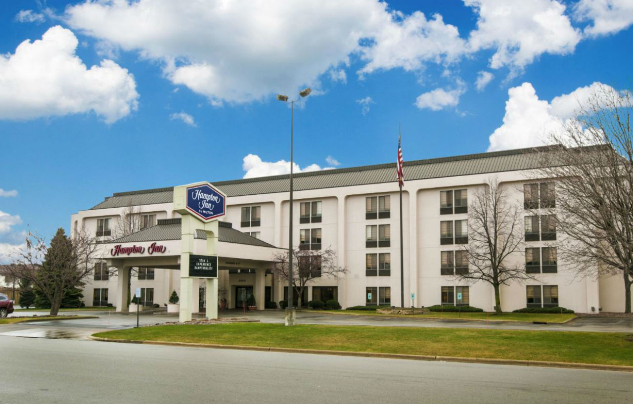 Spx Hotel Грийн Бей Екстериор снимка